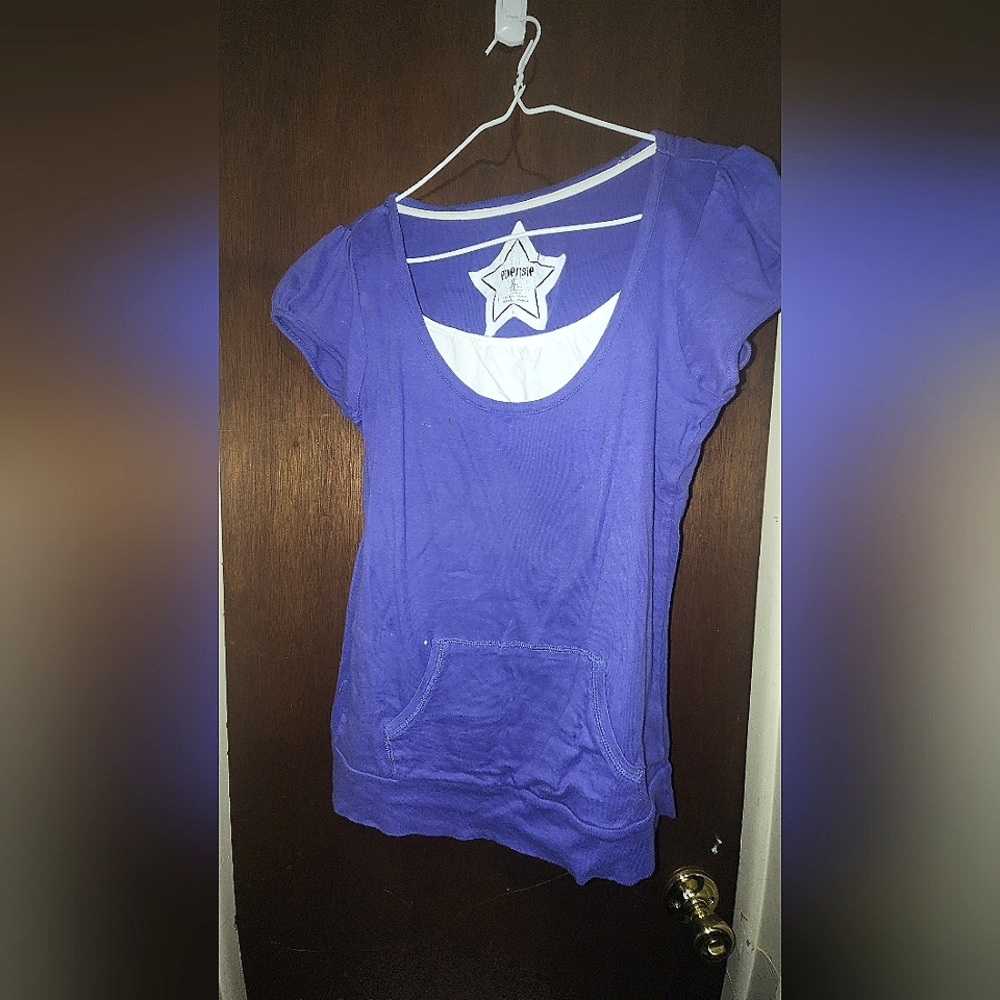 Energie Large 2-Layered Top.